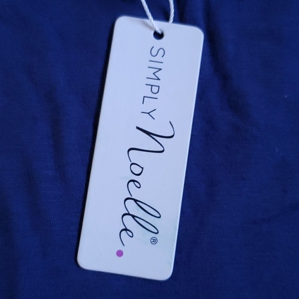 Simply Noelle SHOULDER ZIP TOP - Picture 9 of 15